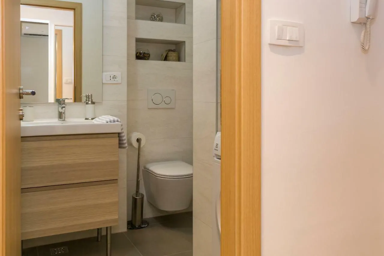 La Perla Apartment Split