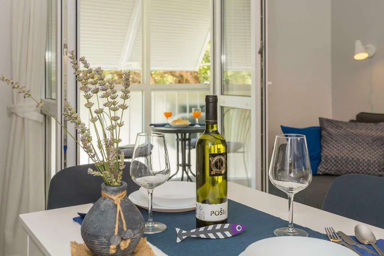 La Perla Apartment Split